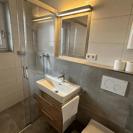 아파트 3br Duplex Flat - 300m - City Express Gondola - What'app - 0034-635-520-036 - For Reservations!! *