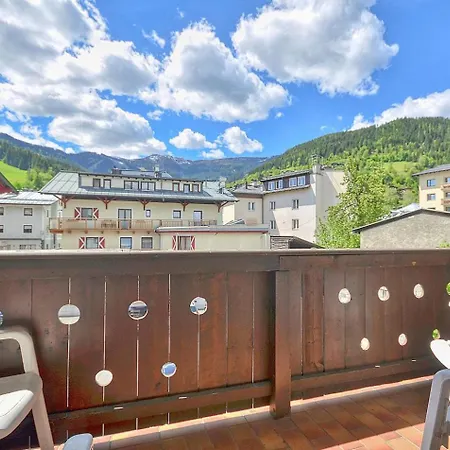 شقة 3br Duplex Flat - 300m - City Express Gondola - What'app - 0034-635-520-036 - For Reservations!! *